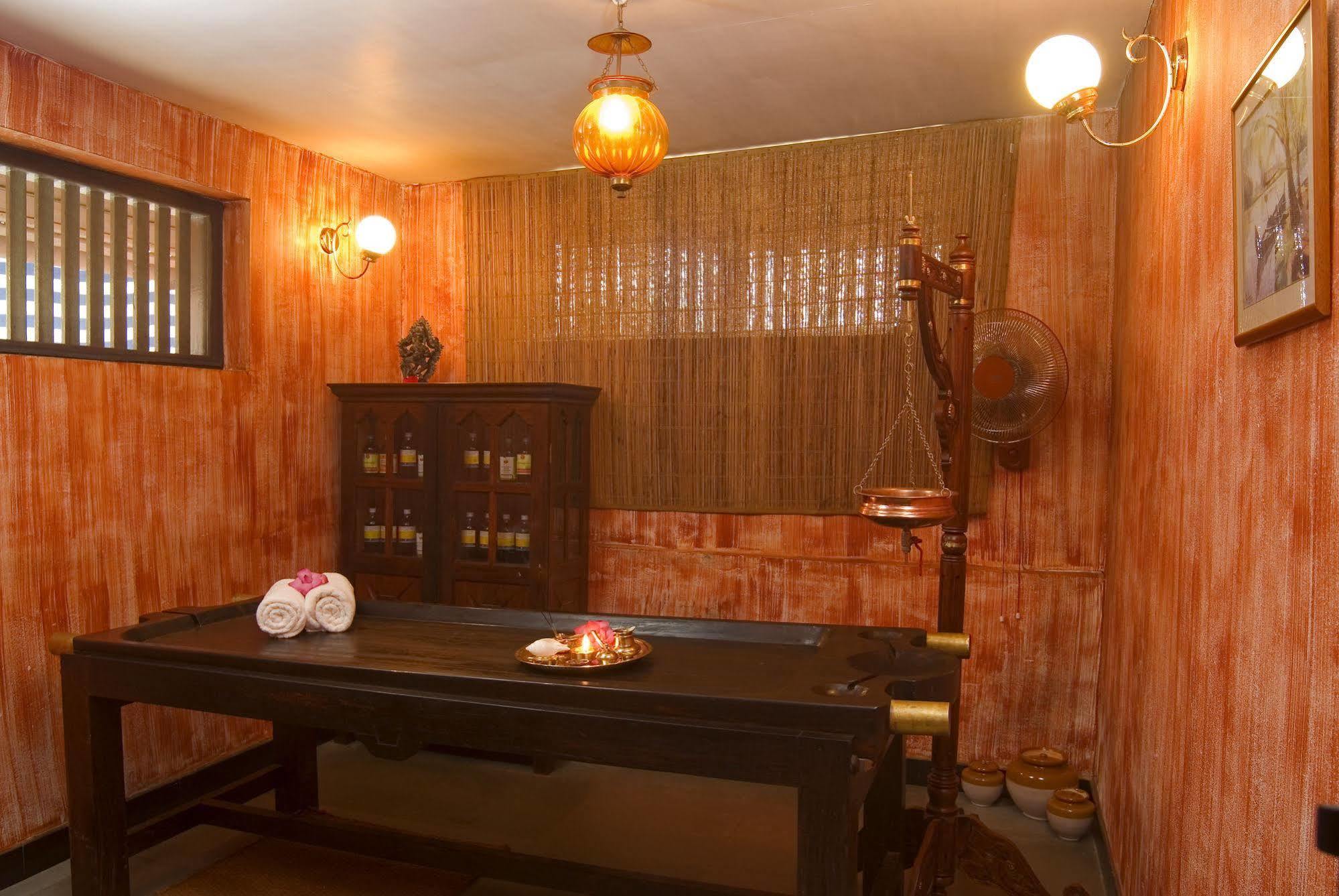 Raheem Residency Hotell Alappuzha Eksteriør bilde